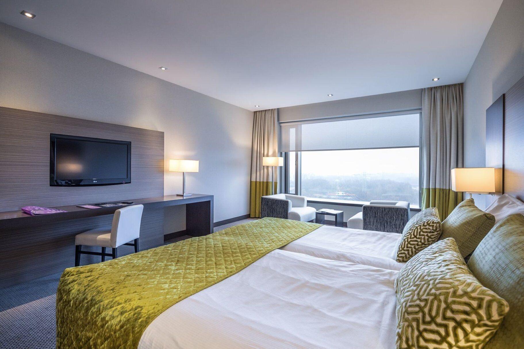 ฟาน แดร์ ฟอล์ก แอร์พอร์ตโฮเทล ดึสเซลดอร์ฟ์ Hotel ดุสเซลดอร์ฟ ภายนอก รูปภาพ