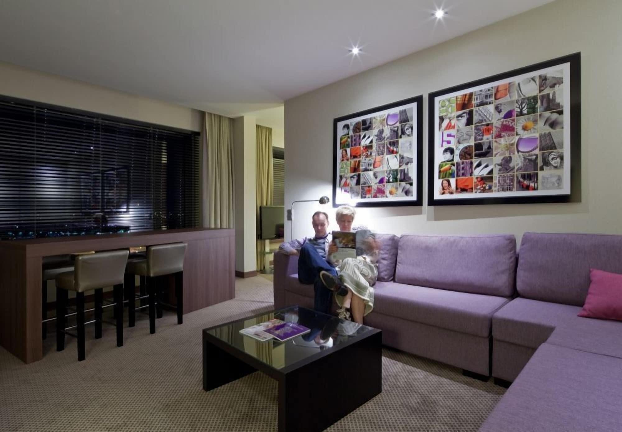 ฟาน แดร์ ฟอล์ก แอร์พอร์ตโฮเทล ดึสเซลดอร์ฟ์ Hotel ดุสเซลดอร์ฟ ภายนอก รูปภาพ