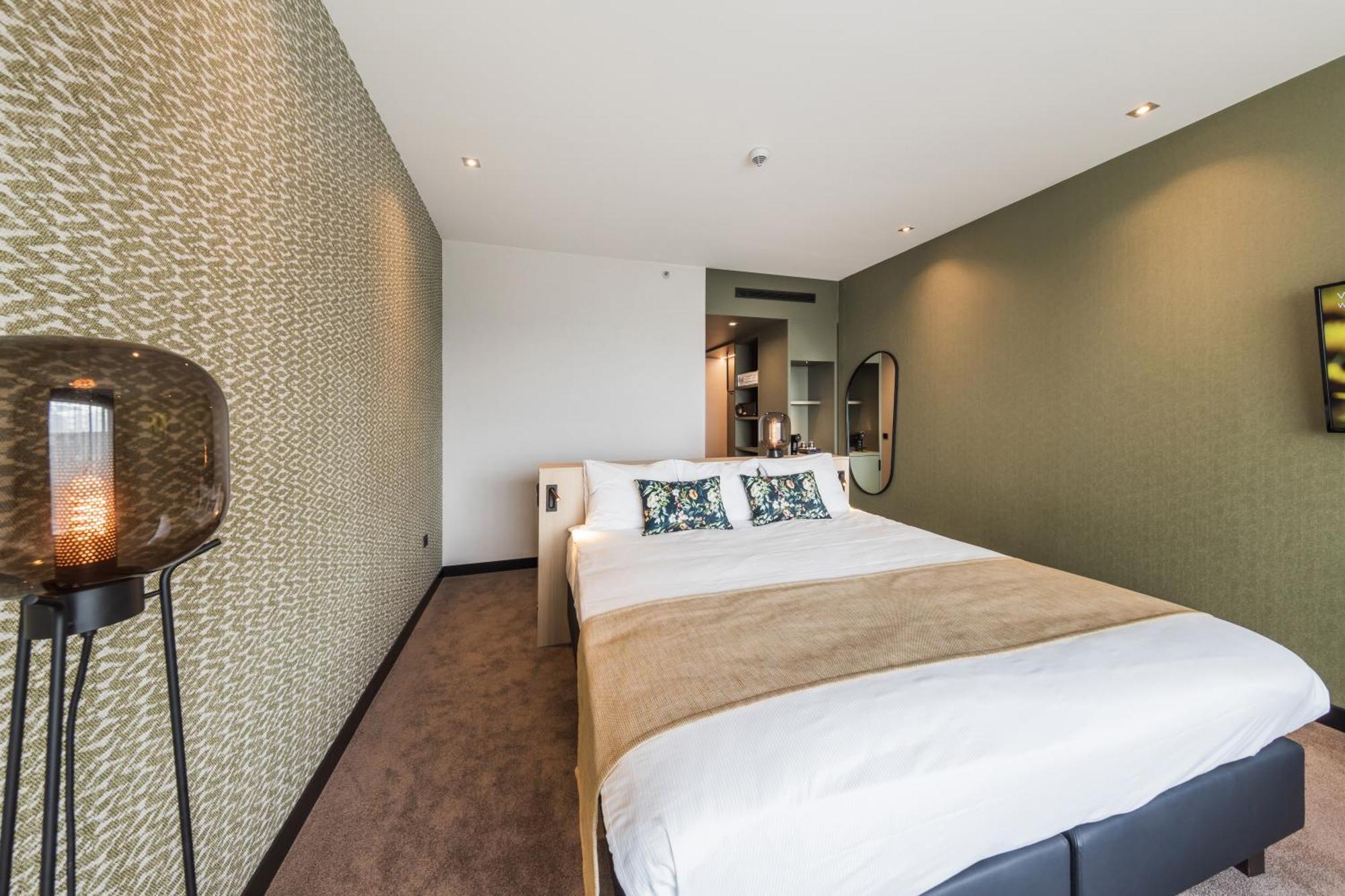 ฟาน แดร์ ฟอล์ก แอร์พอร์ตโฮเทล ดึสเซลดอร์ฟ์ Hotel ดุสเซลดอร์ฟ ภายนอก รูปภาพ