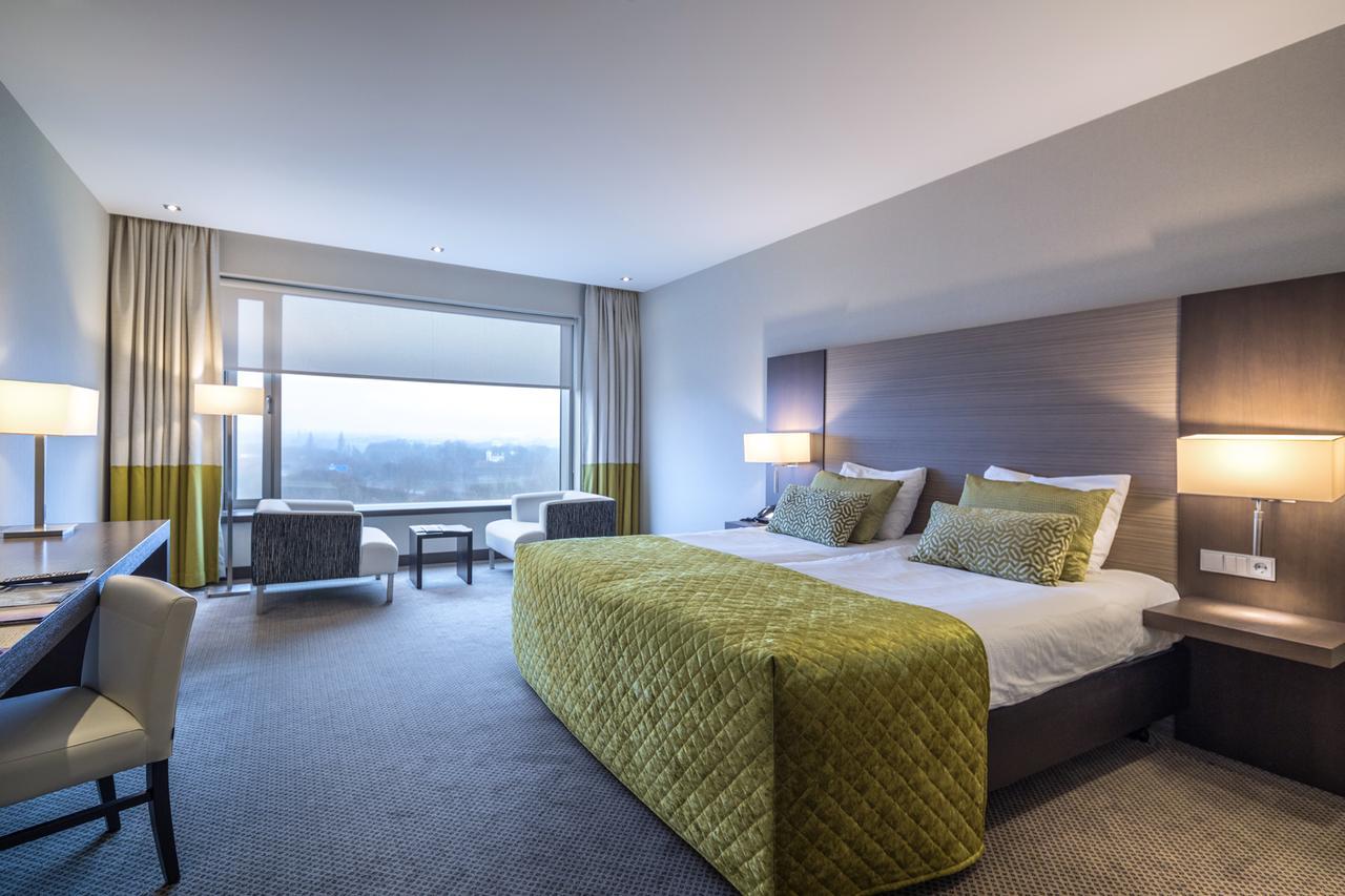 ฟาน แดร์ ฟอล์ก แอร์พอร์ตโฮเทล ดึสเซลดอร์ฟ์ Hotel ดุสเซลดอร์ฟ ภายนอก รูปภาพ