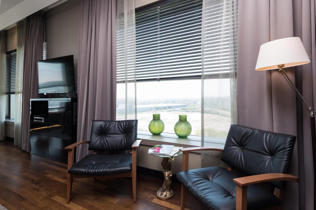 ฟาน แดร์ ฟอล์ก แอร์พอร์ตโฮเทล ดึสเซลดอร์ฟ์ Hotel ดุสเซลดอร์ฟ ภายนอก รูปภาพ